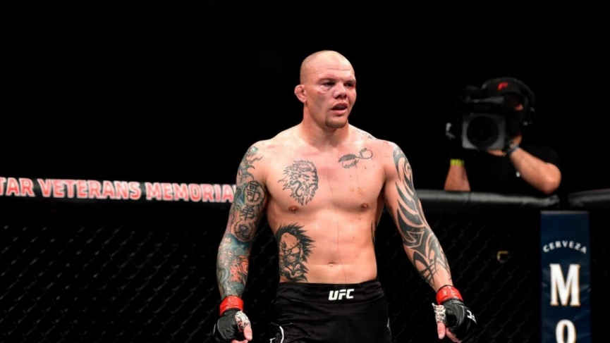 Anthony Smith Odds